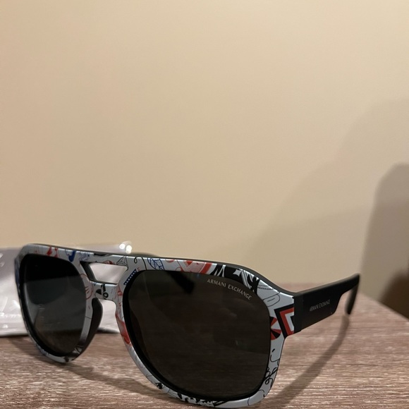 Armani exchange sunglasses - Picture 2 of 8
